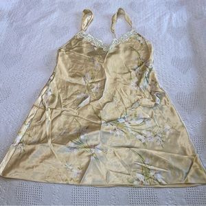 Madison & Max Lingerie Slip Dress (L)